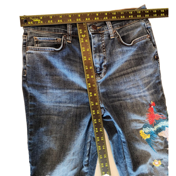Free People Embroidered Bird Raw Hem Skinny Jeans Sz 28 Peacock Floral - Picture 5 of 15